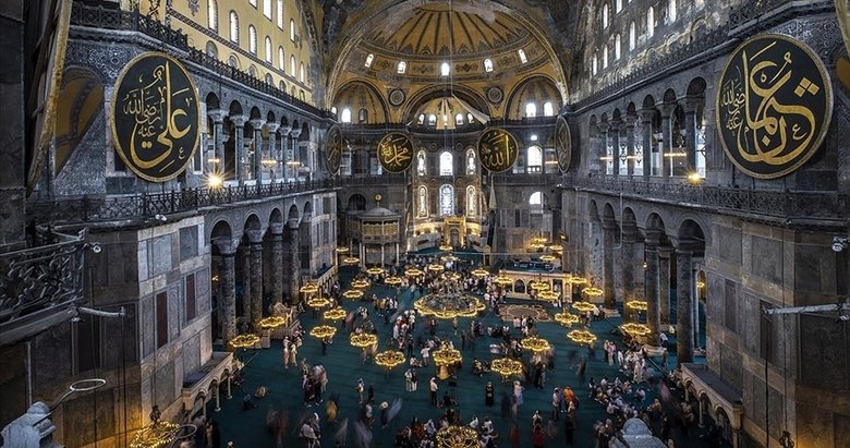 Ayasofya’nın ibadete açılmasının üzerinden 5 yıl geçti