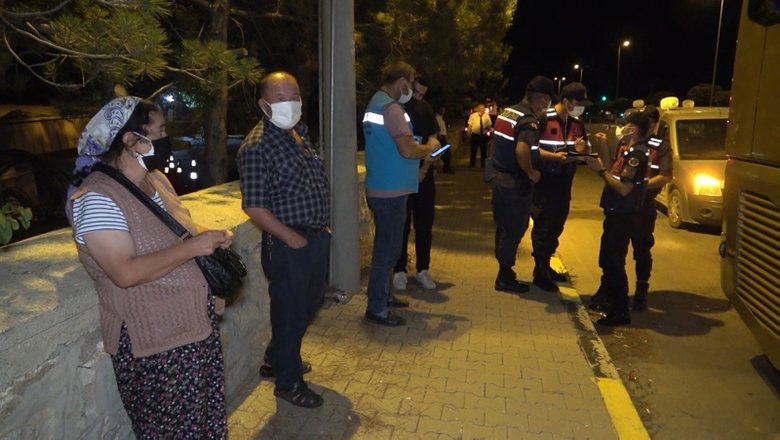 İzmir'e giderken yakalandılar! Jandarmanın denetiminde ortaya çıktı