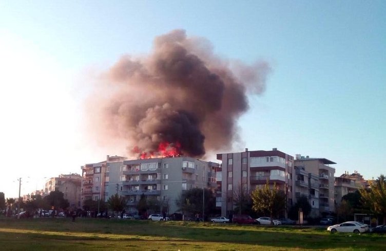 İzmir Gaziemir’de korkutan çatı yangını
