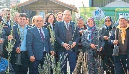 Depremzede çocuklar Başka Bi Küçük Prens’i izledi