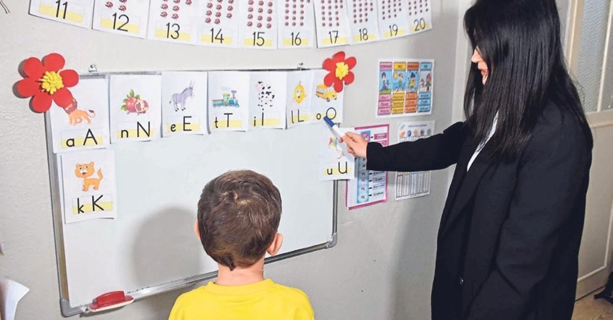 Küçük Ahmet’e evde özel eğitim