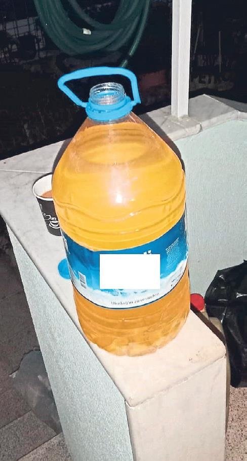 Çandarlı’da çöp bilmecesi