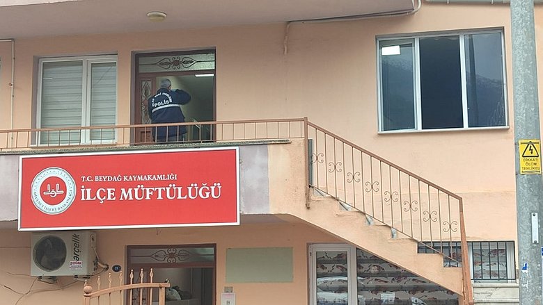 İzmir’de müftülüğe silahlı saldırı! 11 kez ateş etti: Yazı işleri müdürü hayatını kaybetti