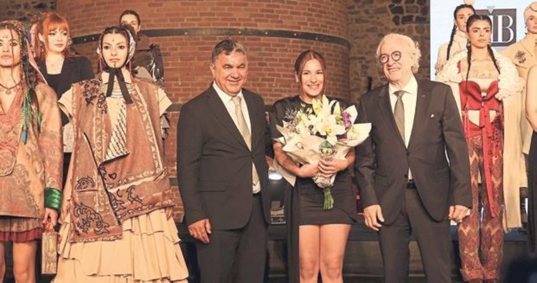 Ekonomili Buse’den gurur veren başarı