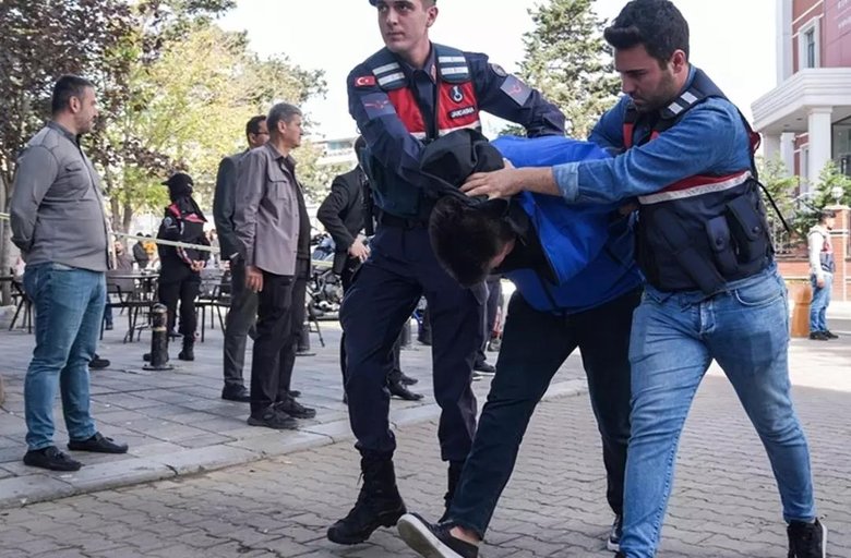 Hem öldürüp hem dalga geçmişler! Bu satırları okumaya yürek dayanmaz... İşte yenidoğan çetesinin telefon konuşmaları