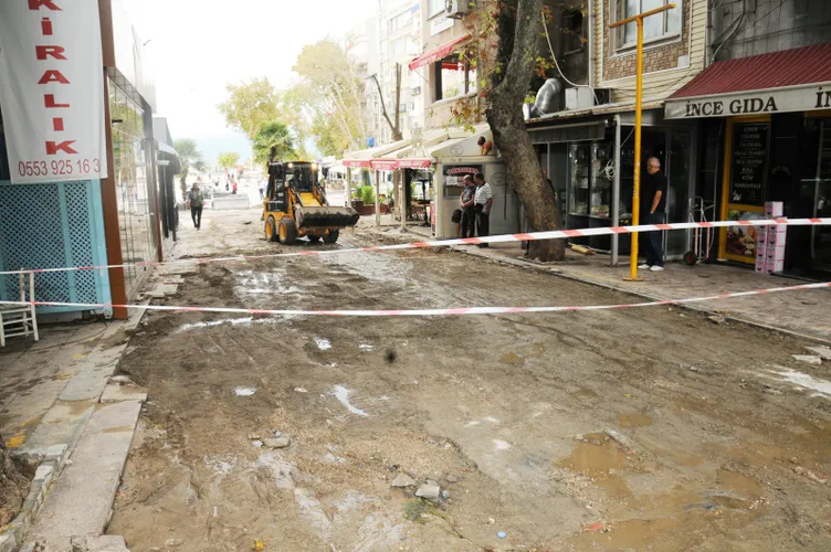 Ege’de hayat durdu