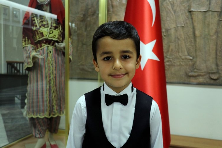 Aydın’da ilkokul öğrencisi Doğu Balyemez 8 ay önce tanıştığı piyanoda dünya ikincisi oldu