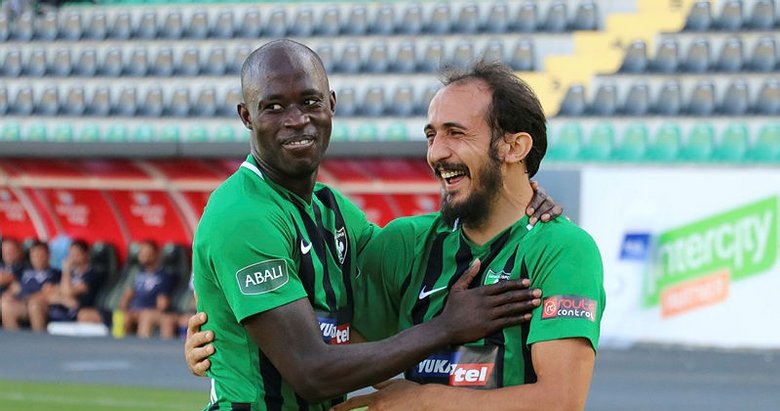 ‘El ele vereceğiz’