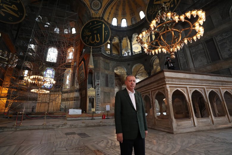 Son dakika: Başkan Recep Tayyip Erdoğan Ayasofya Camii’nde incelemelerde bulundu