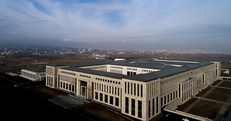 MİT’in kariyer fırsatları gençlerin ilgi odağında