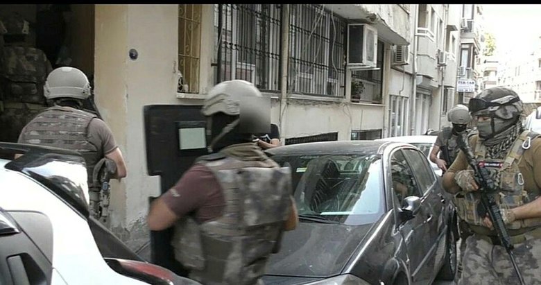 Son dakika İçişleri Bakanı Soylu duyurdu: İzmir’de Alabaylar Çetesi çökertildi...