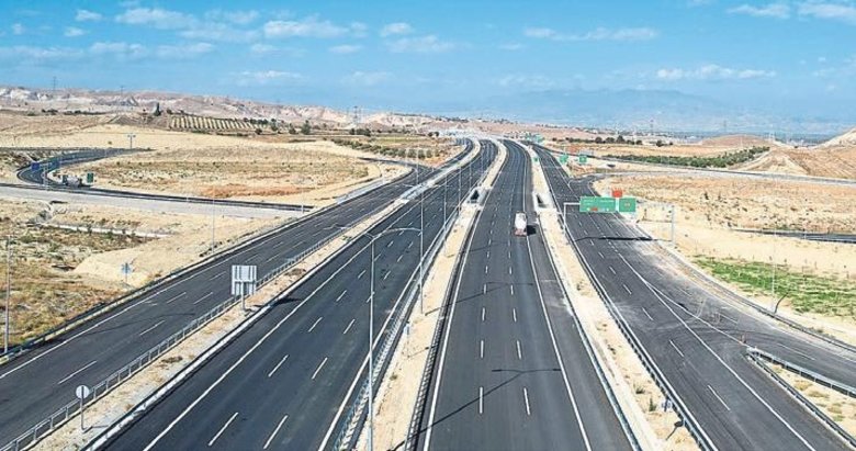 Aydın-Denizli otoyolu yıl sonunda hizmete açılacak