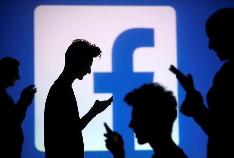 Facebook, Android telefonlardaki arama ve mesaj bilgilerini toplamış