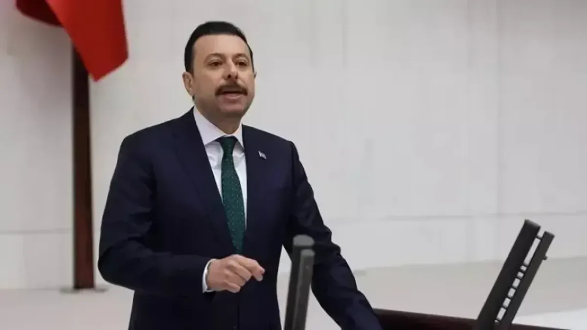 AK Parti İzmir Milletvekili Kaya'dan CHP'li belediyelere sert tepki: ‘Büyükşehir ağır bir finansal krizin içinde’