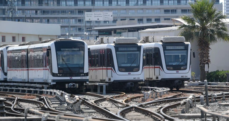 İzmirliler dikkat! 1 Ocak’ta ulaşım ücretsiz mi? Bakan Uraloğlu duyurdu