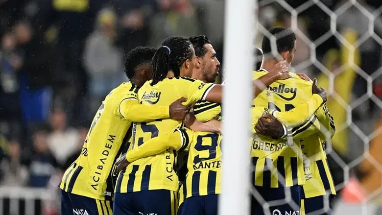 fenerbahce-maci-sifresiz-mi-fenerbahce-slavia-prag-maci-ne-zaman-saat-kacta-ve-hangi-kanalda-1792476978513.png