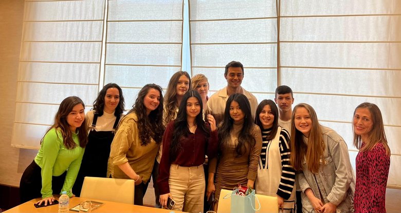 Kardeşlerim’in Ömer’i Bilal Yiğit Koçak İspanyol hayranları ile buluştu