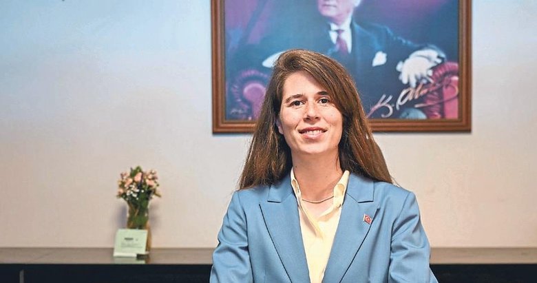 Vatanına ve milletine yakışır bir siyasetçi ol