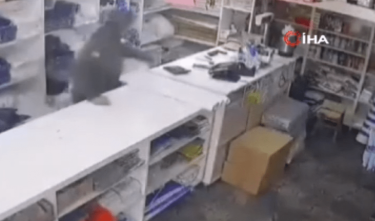 Hırsızlık huyu olmuş! Cezaevinden çıkınca yine suç işledi