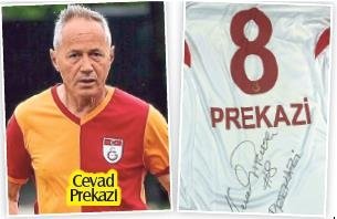 Tüm dünya yanımızda