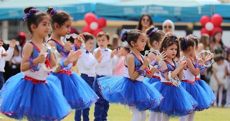 Bayram coşkusu meydanlara sığmadı