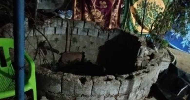 Her yerde annesini ararken cesedini evin önünde buldu