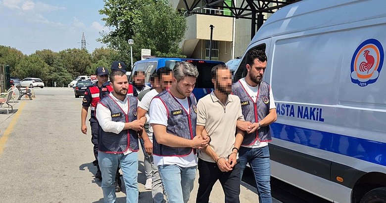 Kırık kalemle tehdit