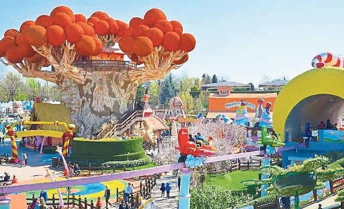 Dünyanın en eğlenceli lunaparklarına buyurun!