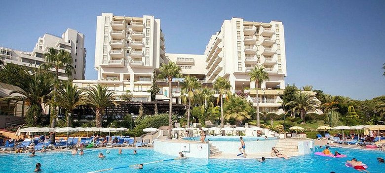 Haluk Ulusoy’un Kuşadası’ndaki 5 yıldızlı oteli icradan satılacak!