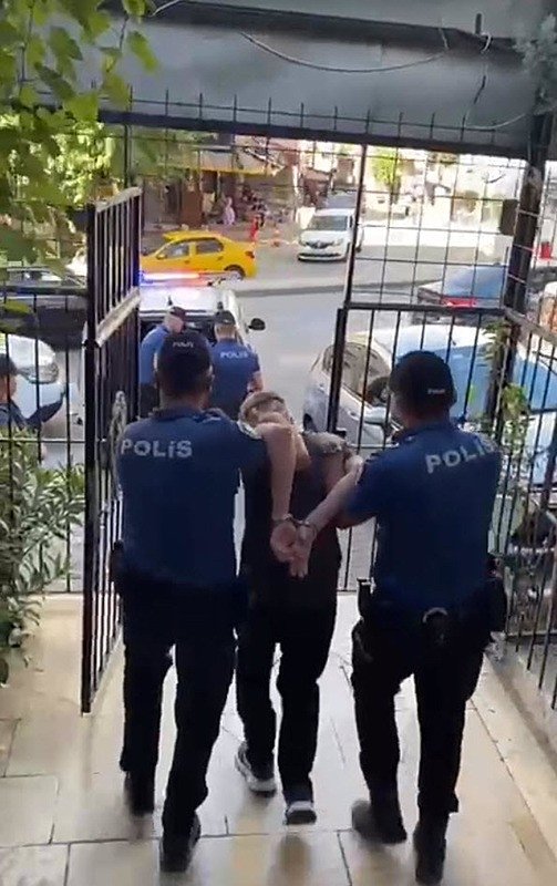 İzmir’de trafik polisine saldırmıştı! O şüpheli tutuklandı