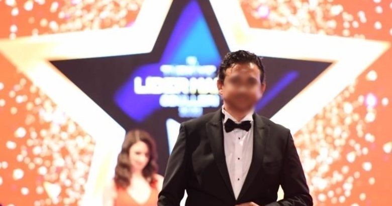 İzmir merkezli operasyonda ’Yılın iş adamı’nın da aralarında bulunduğu 5 kişi tutuklandı