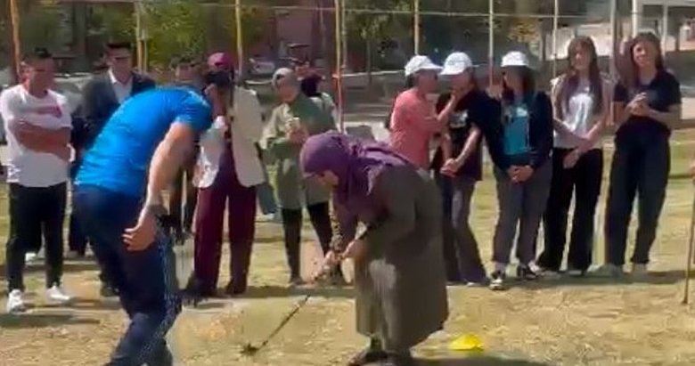 Golf sahasında nesiller buluştu