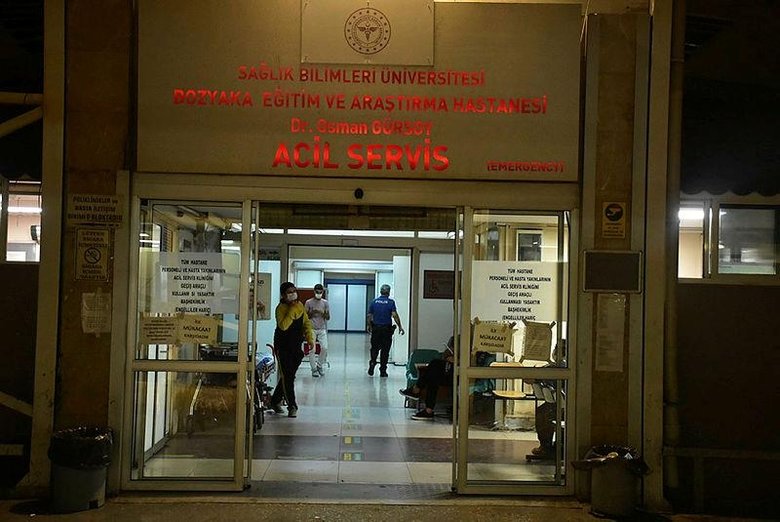 İzmir’de sahte içki kabusu! 18 kişi hastanelik 10 kişi gözaltında