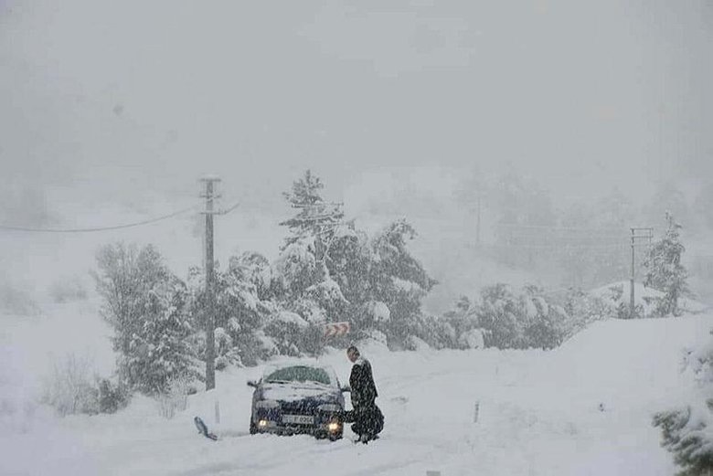 Çameli dondu! Sıcaklığın eksi 16 dereceye düştüğü ilçede ekipler seferber oldu