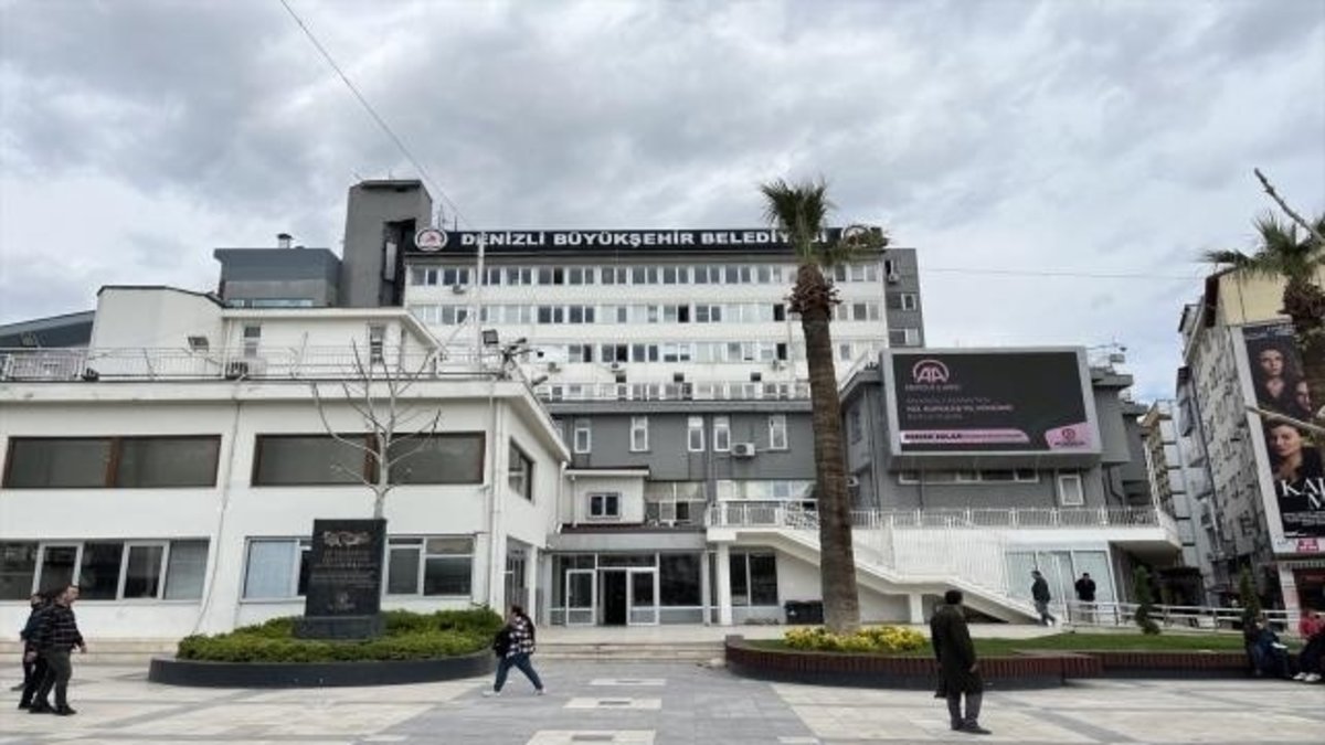 Denizli Büyükşehir’de baskıyla istifa