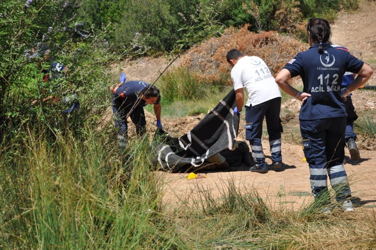 Çanakkale’de şüpheli ölüm! Dere kenarında bulundu