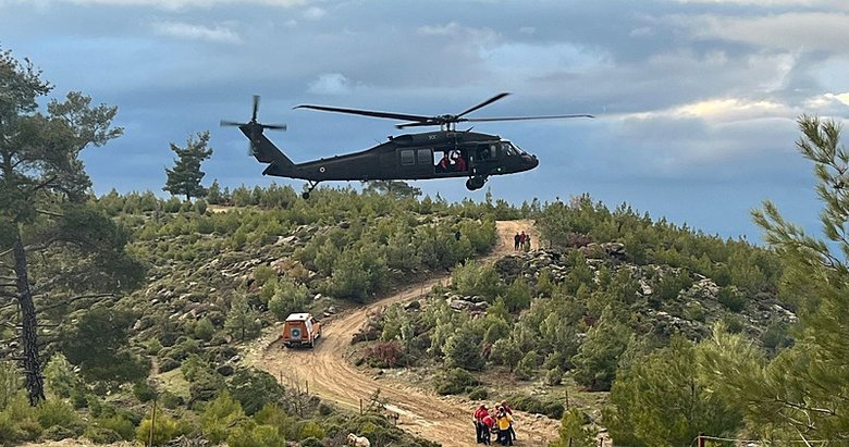 Aydın’da uçuruma düşen motosikletin sürücüsü, helikopterle kurtarıldı