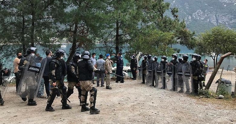 Muğla’da kaçak yapıların yıkımı sırasında gerginlik yaşandı
