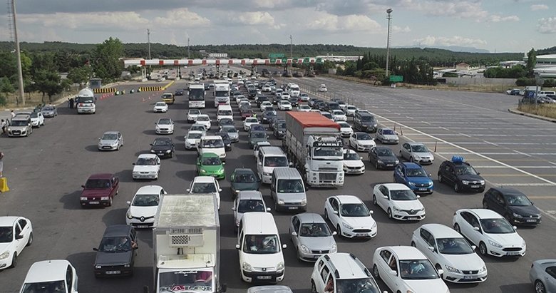 İzmir’de bayram tatili dönüş yoğunluğu