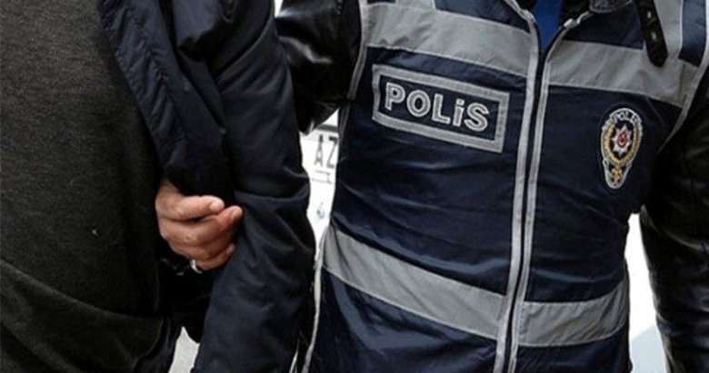 İzmir’de 4 FETÖ sanığına hapis cezası