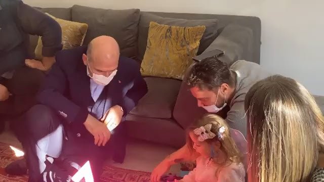 Bakan Soylu ve müzisyen Akçıl, Ayda’yı ziyaret etti