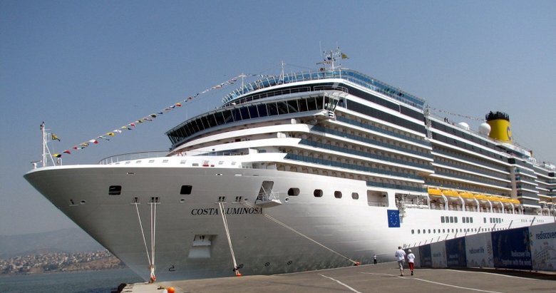 İzmir’e kruvaziyer dopingi