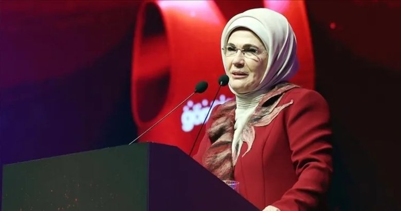 Emine Erdoğan’dan Yankılar sergisi paylaşımı
