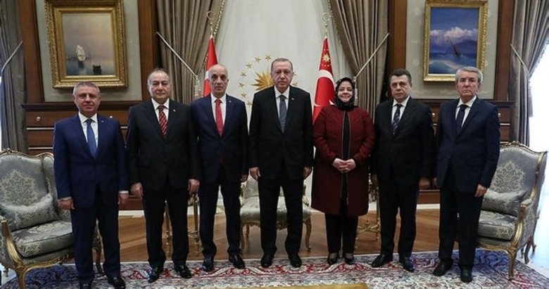 Başkan Erdoğan, Beştepe’de Türk-İş heyetini kabul etti