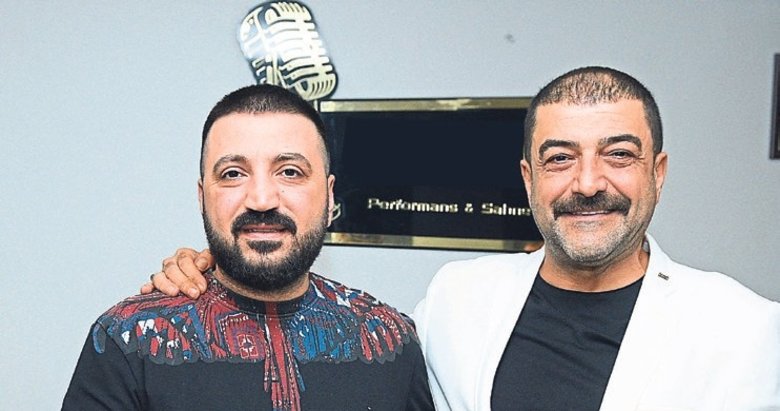 Arkadaşını kıramayıp şarkı çıkardı