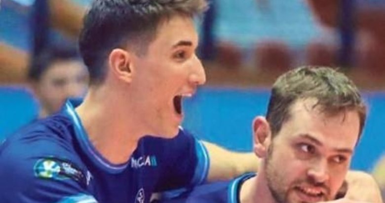 Arkas Spor kapış kapış