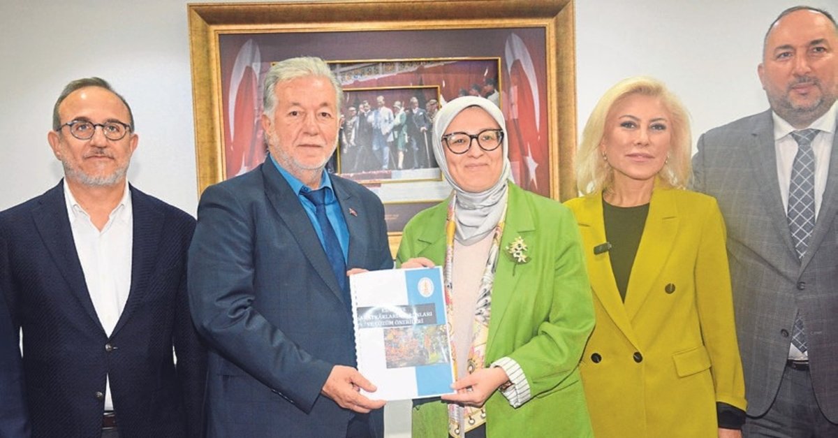 AK Parti heyetinden Yalçın Ata’ya ziyaret