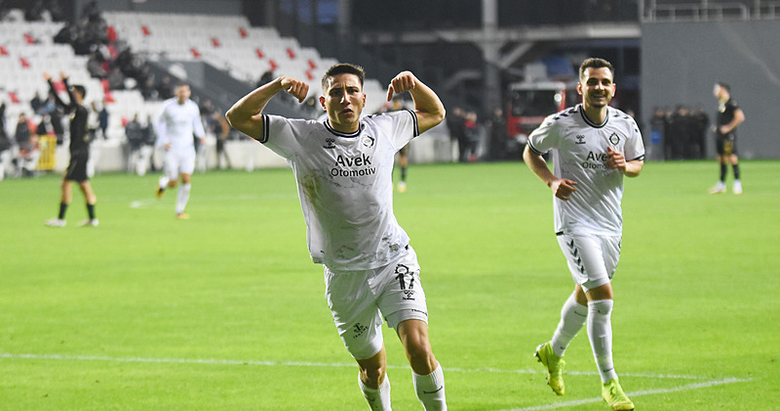 Altay’da değişim rüzgarları! Oyuncular arasında seçim yapacak