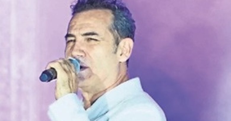 Ferhat Göçer Manisa’yı coşturdu