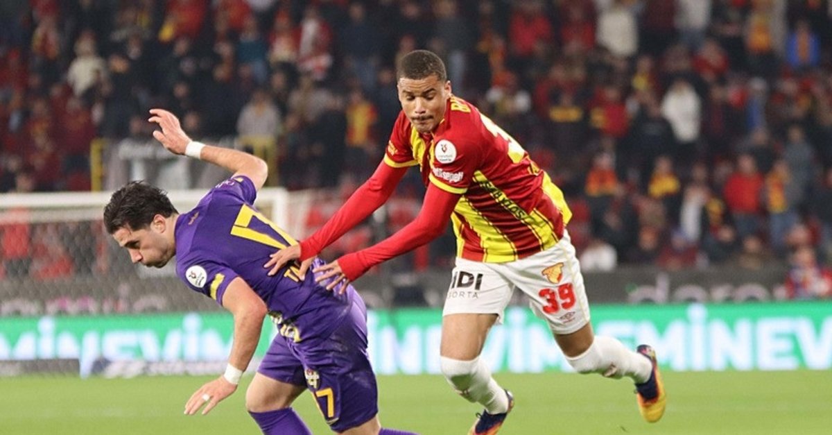 Göztepe keskin virajda